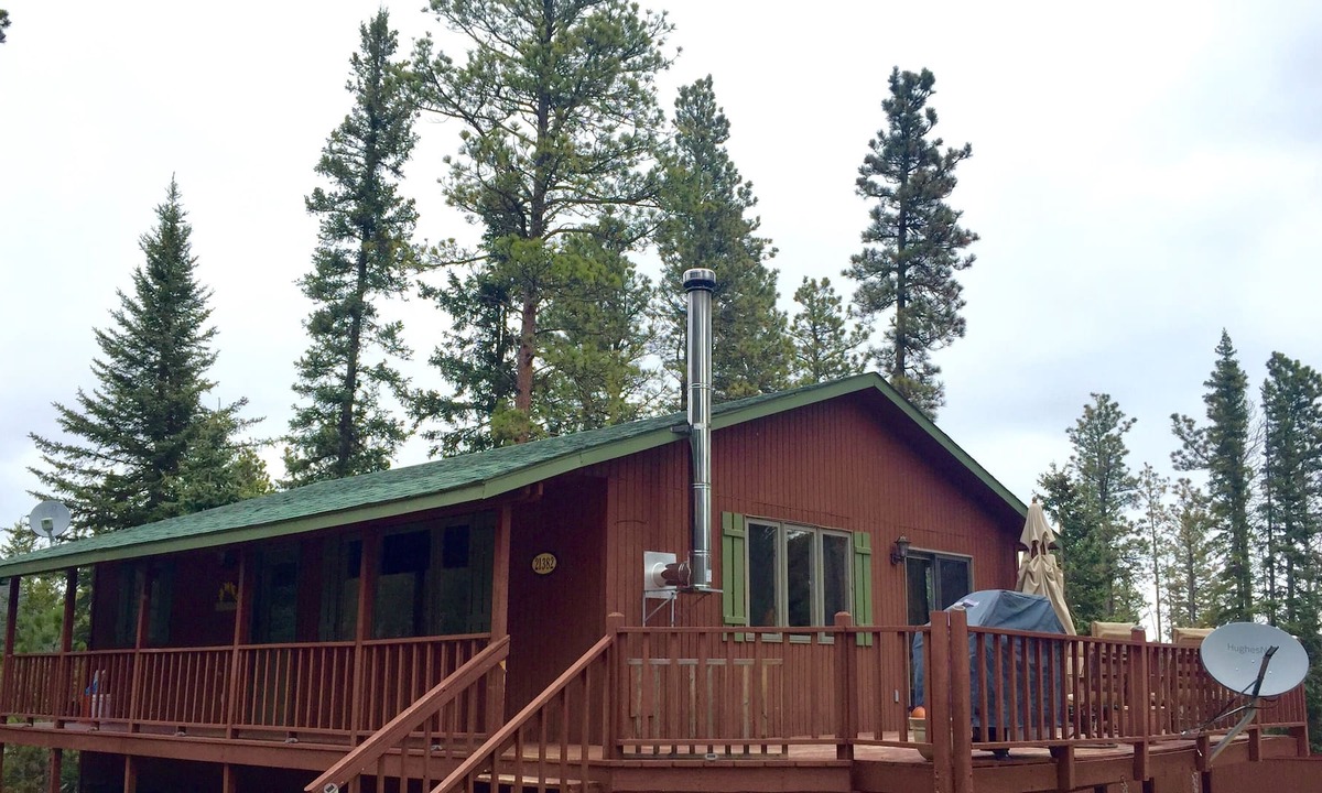 Lead Cabin | The Perfect 4 BR Home Close to Deer Mountain and ATV/Snowmobile Trails!