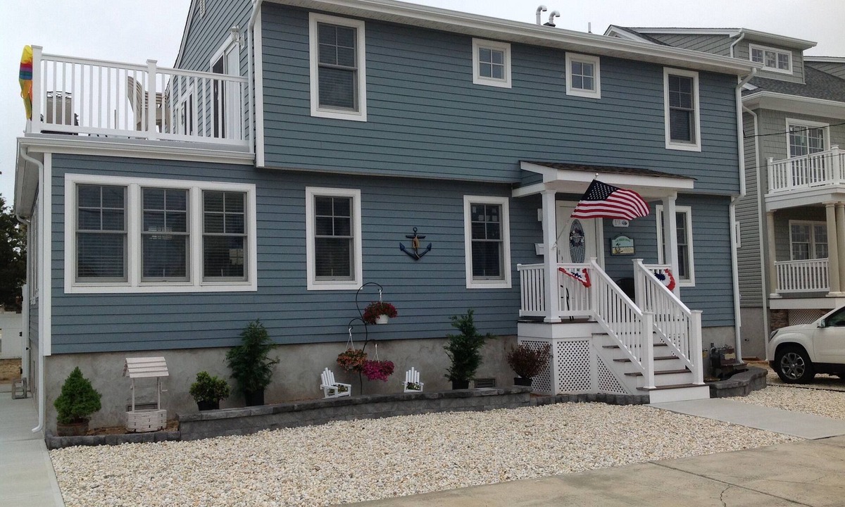 Ortley Beach Apartment | The perfect vacation spot for couples and families! NO groups of young adults.