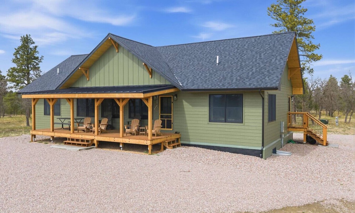 Crook County House | The Starry Pines Hideaway