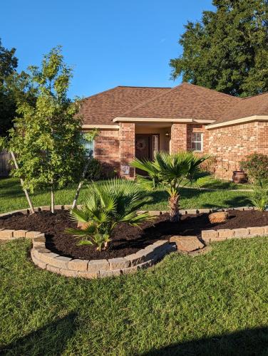 Willis House | The Sunrise Oasis
