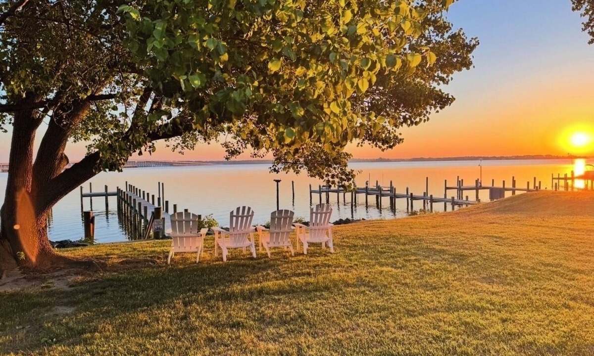 Cambridge House | The Water's Edge Rental Cambridge, Md - sleeps 10, 4 bedrooms