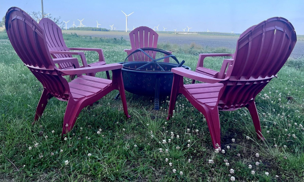 Durants Neck Cottage | The Windmill House Belvidere NC with NEW Starlink Wifi!