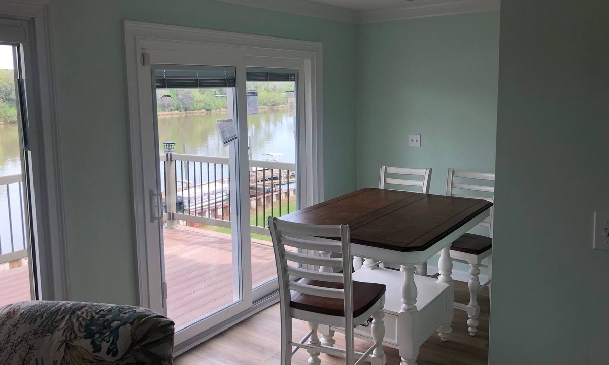 Beech Island Condo | Townhome Available on the scenic Savannah River, 2 miles from Downtown Augusta