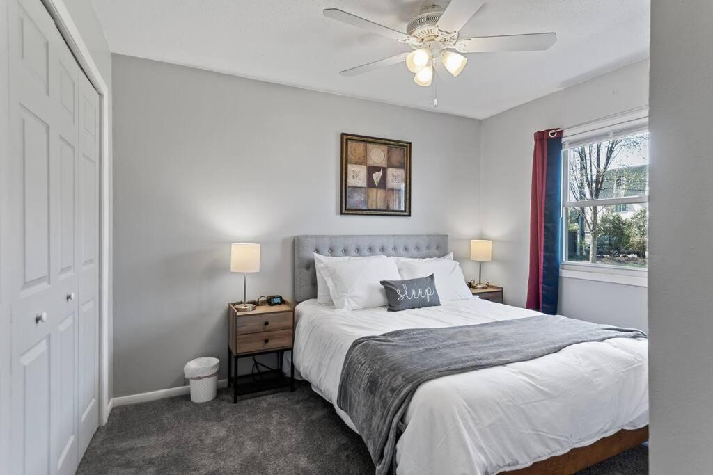 Spring Lake Park Apartment | Tranquil 2BR Apt Mpls - 8073 Apt 1