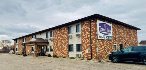 Watertown Hotel | Travel Inn Watertown