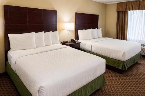 Steele Hotel | Travelodge by Wyndham Steele