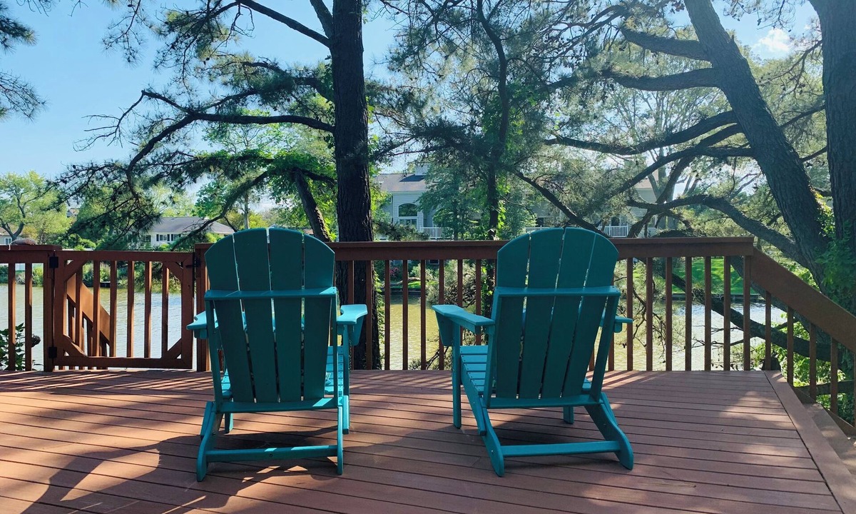 South Rehoboth House | Unique Find! Private Silver Lake Home — Walk to Beach & Town
