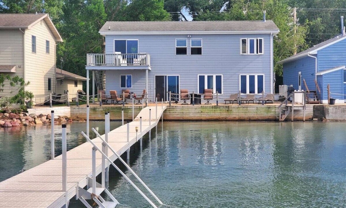 Spirit Lake House | Unsalted Shores Lakehouse on Big Spirit Lake