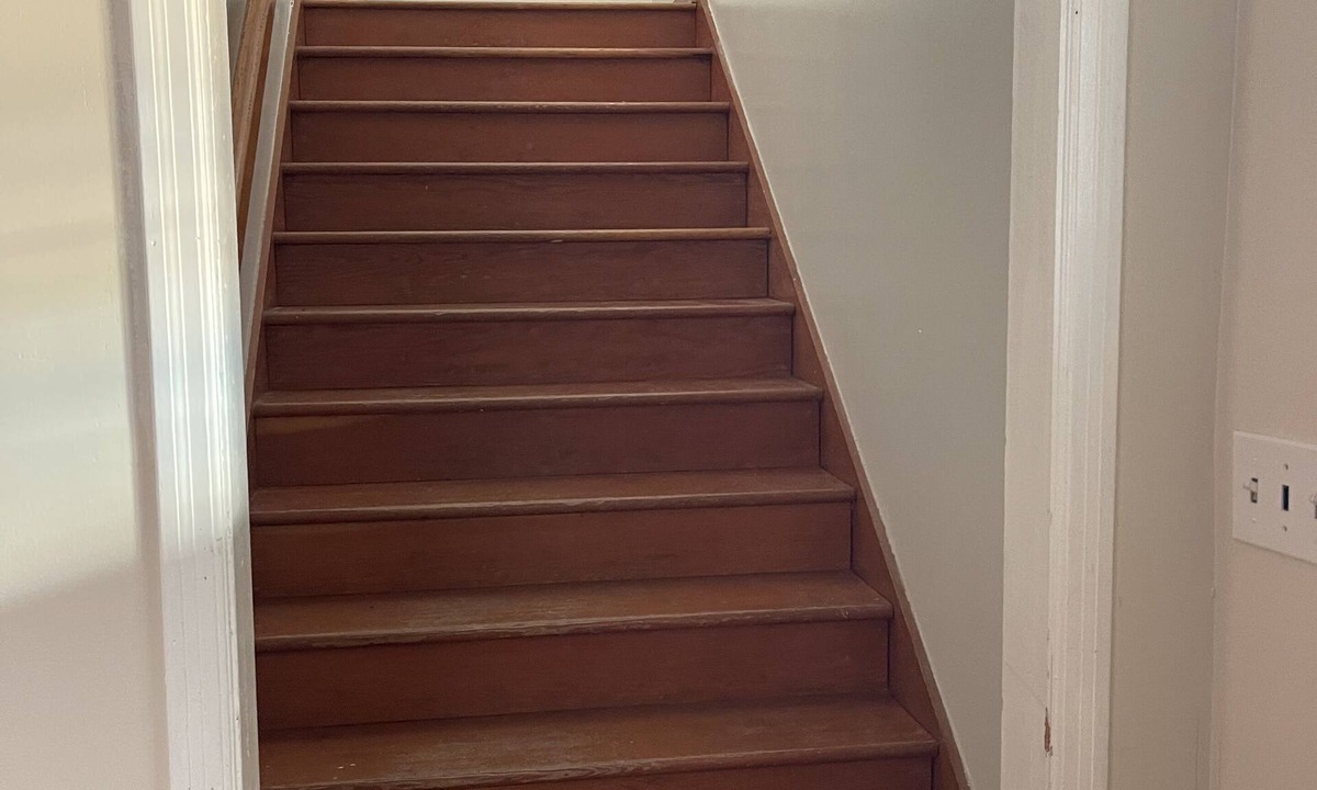 Pittsfield House | Upgraded farmhouse between Springfield Illinois and St.Lous Missouri