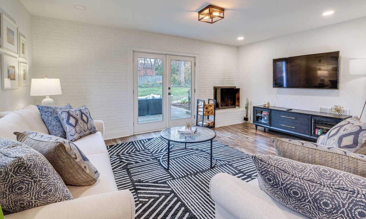 North Bethesda House | Upscale Family Retreat Near DC & Georgetown!