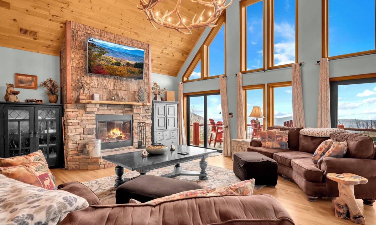 Seven Devils Cabin | Upscale Home With Expansive Mountain Views
