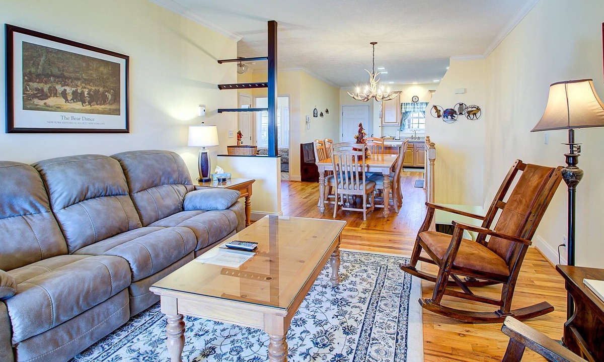 Southcrest Condo | VCI - Klonteska Condominiums #A5