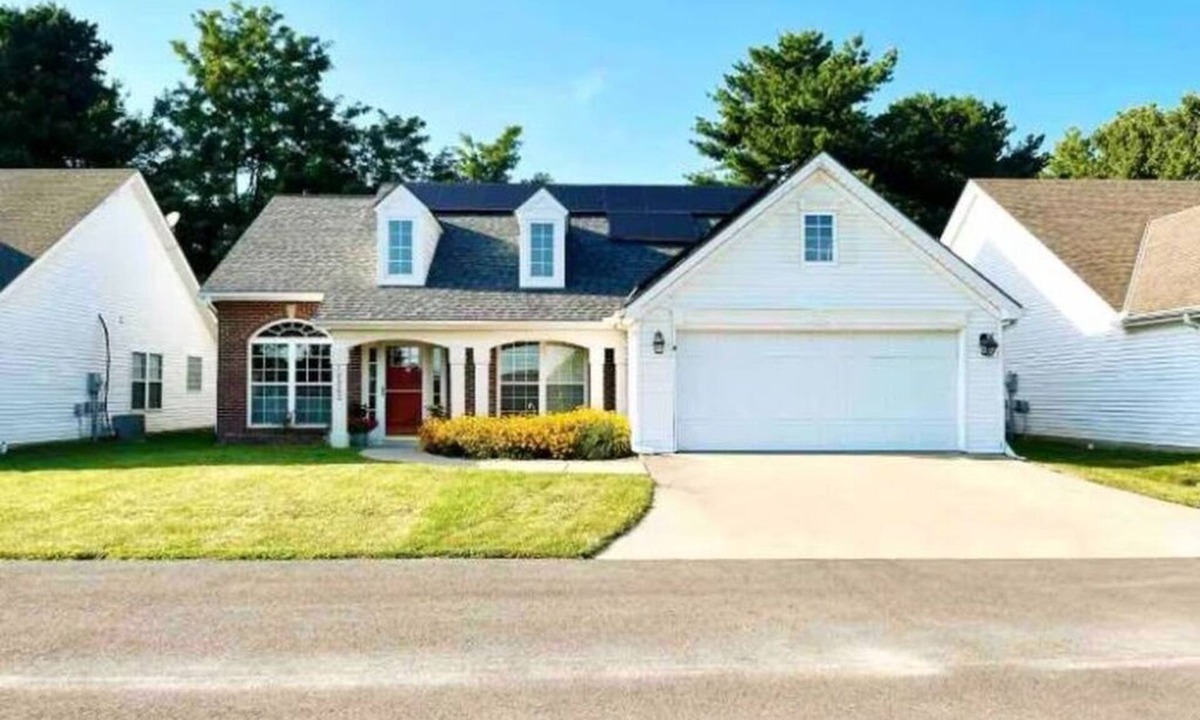 Country Club House | Very Convenient & Modern with Beautiful view