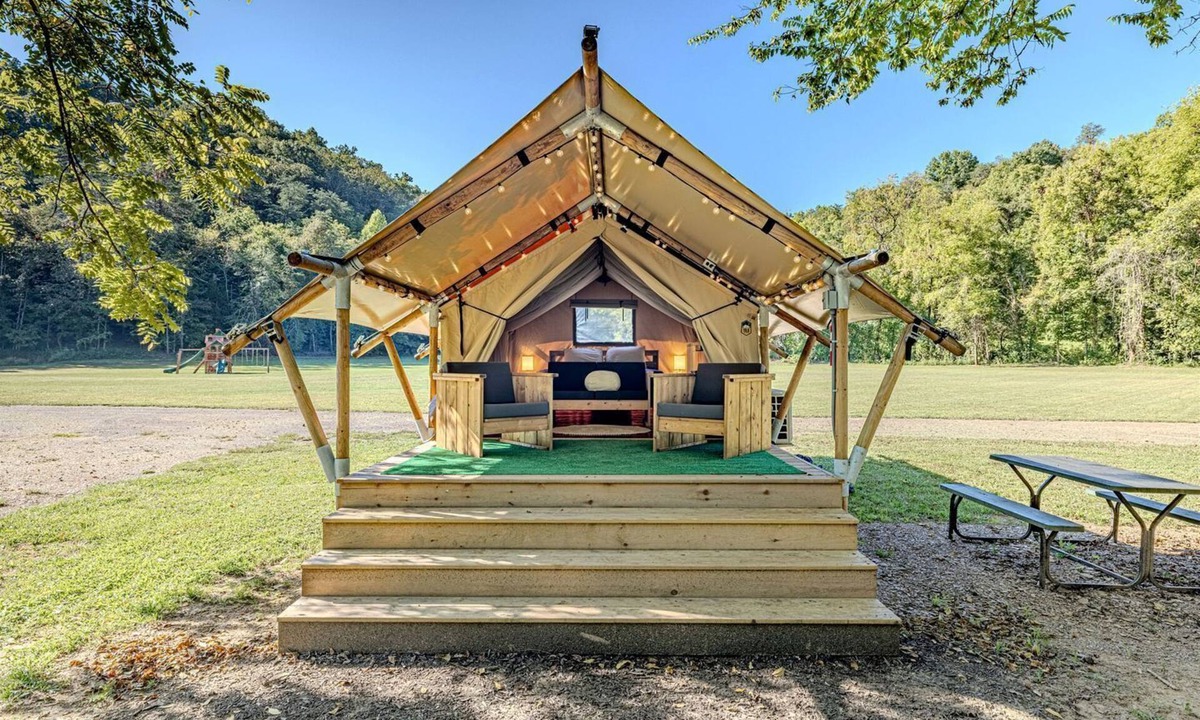 Newport RV Rental | Vibrant Creekside Safari Tent Oasis near Smoky Mountain in Tennessee