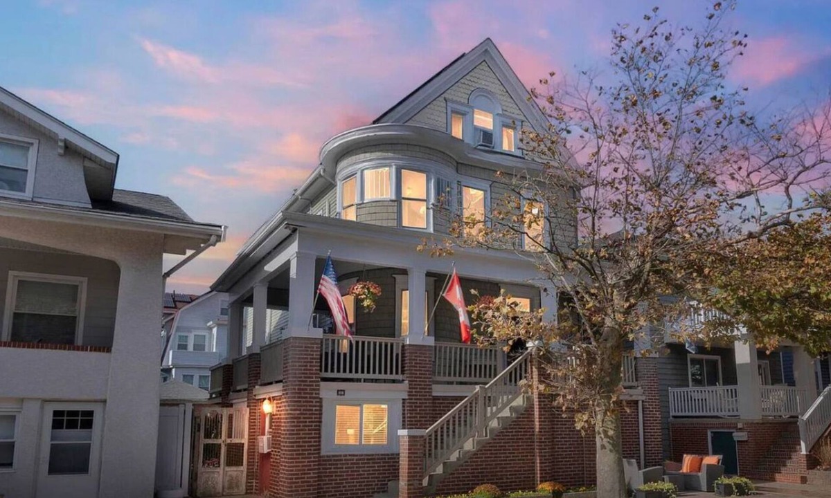 Ventnor City House | Victorian Beach House Paradise