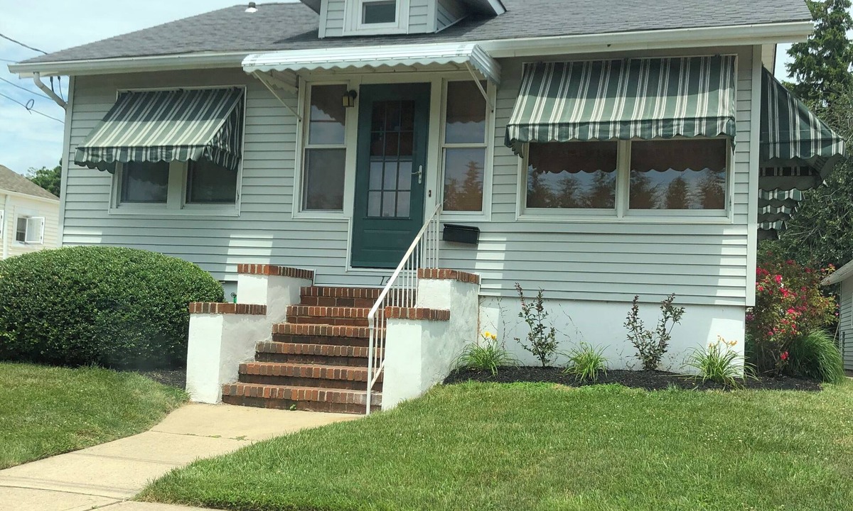 Neptune City House | Walk, bike or drive to the beach in 3 minutes. Charming house in Neptune City