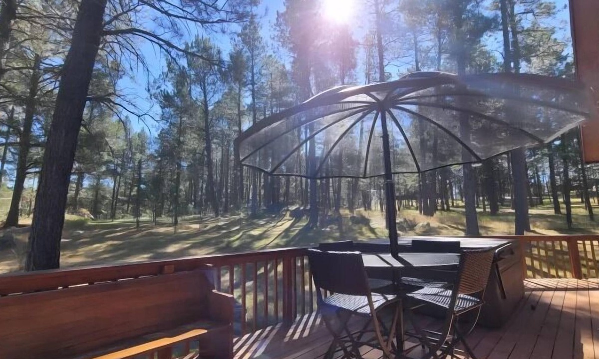 Custer House | Wandering Goat*HOT TUB*Secluded privacy near town