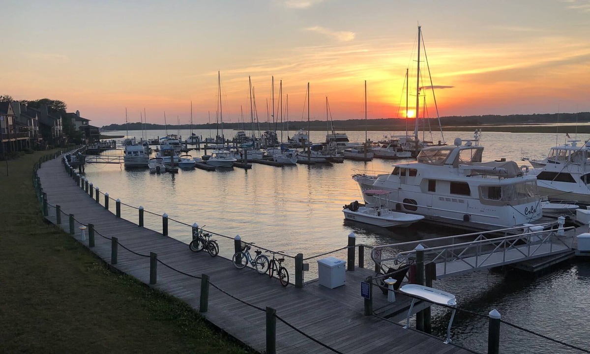 Bohicket Marina Village Villa | Waterfront 1 bedroom Condo w/Marina Views! Neighborhood Pool! Stunning Sunsets!