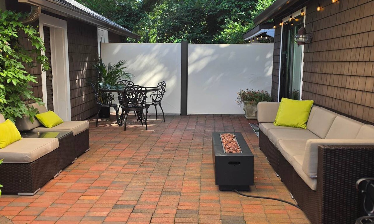 Wanchese House | Waterfront, Studio and Gardens, Huge grass lawn, Dogs Ok, with fee