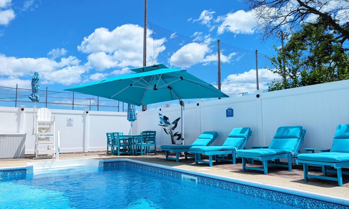 Point Pleasant House | Welcome to your Beach House with a pool!