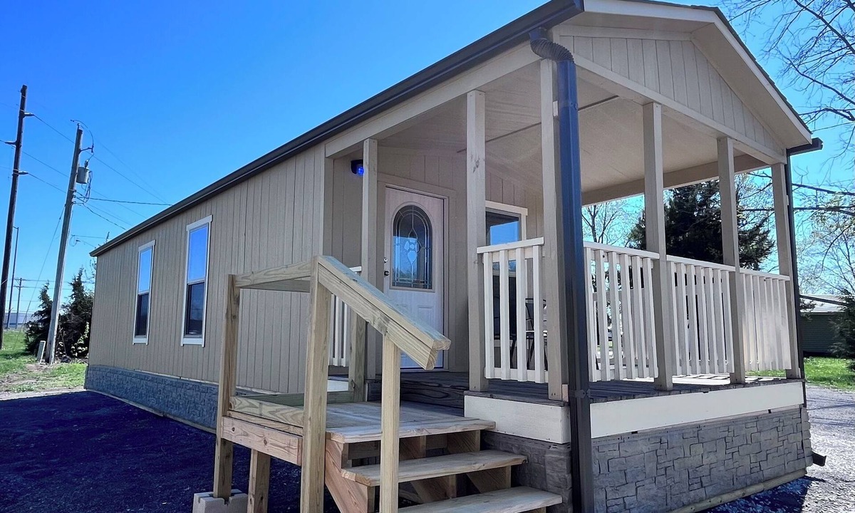 Sedalia House | Welcoming 1-bed/1-bath new tiny home with country vibes just outside Sedalia