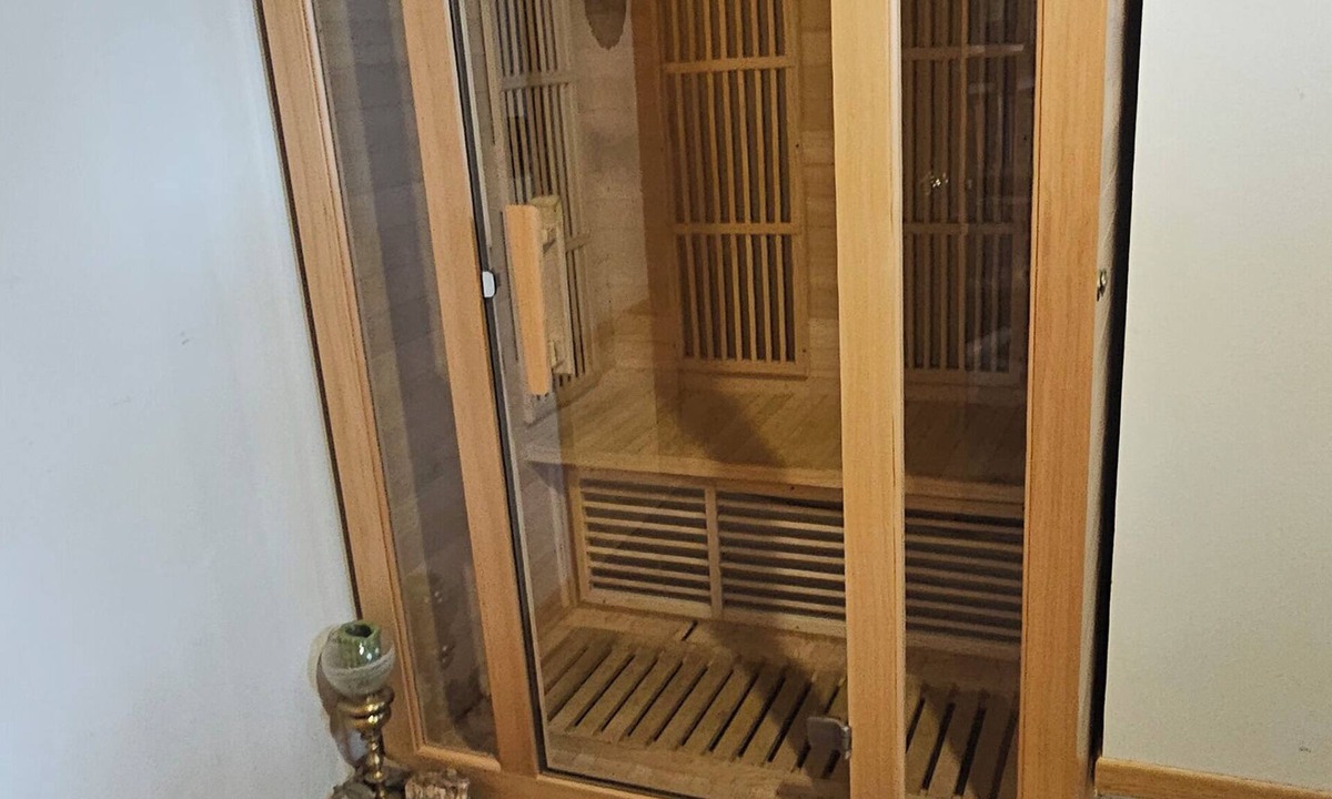 Clarion House | wheelchair accessible house on a small homestead.