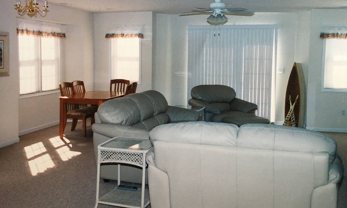 Wildwood Condo | Wildwood 3 bedroom 2 bath condo