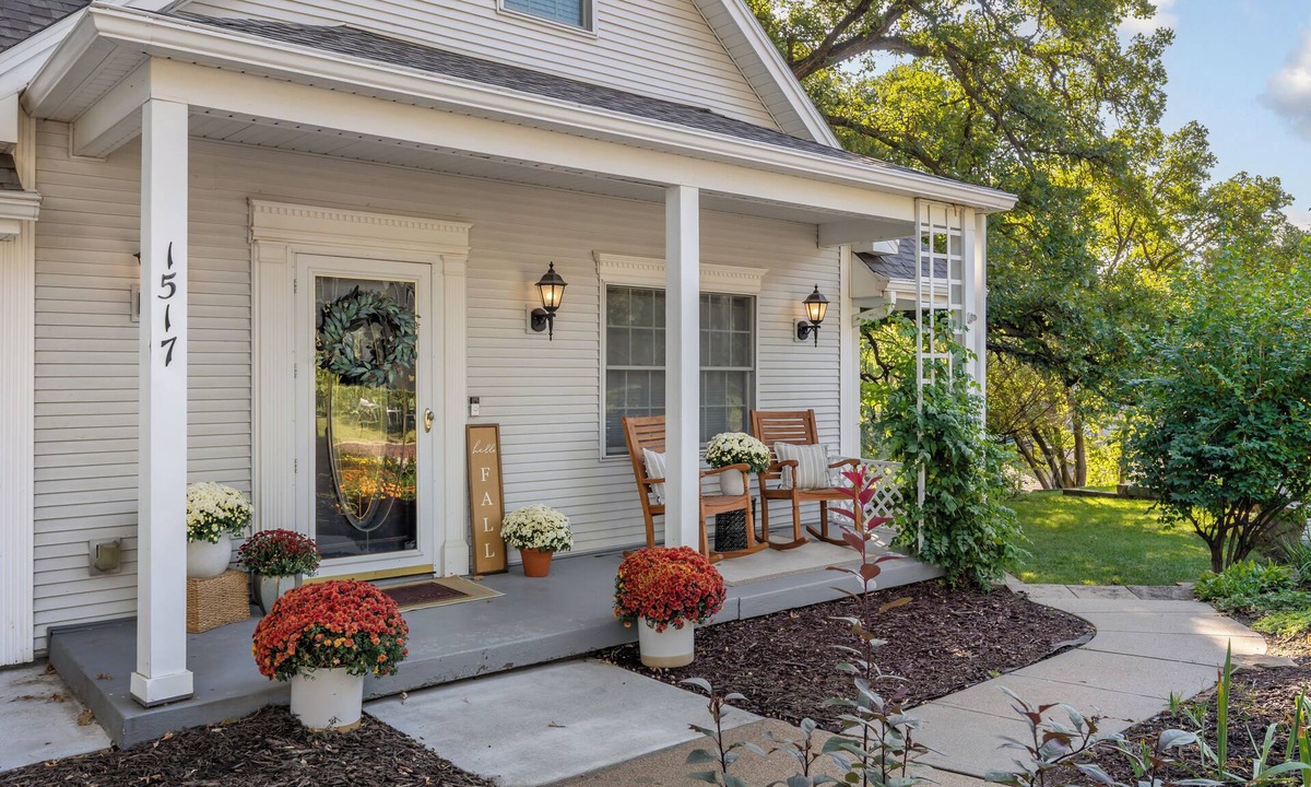Bellevue House | Woodland Retreat- Mins to the Zoo & backs up a Forest - perfect for Large Groups