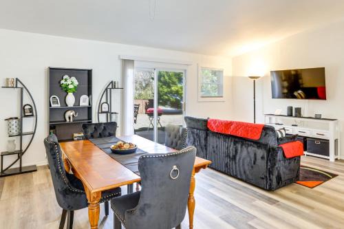 Conestee House | Work, Explore & Unwind: Greenville Getaway w/Yard