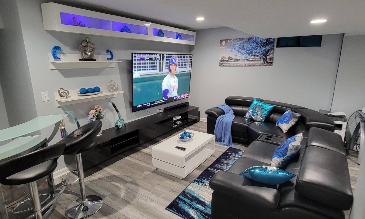 Lee's Summit House | World Cup Getaway: Spacious 3.4 SQF 5-bedroom house, 12 Min to Arrowhead Stadium