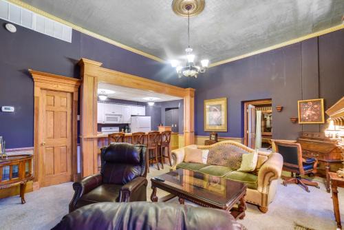 Yankton Apartment | Yankton Apt: 1 Mi to Mount Marty University!