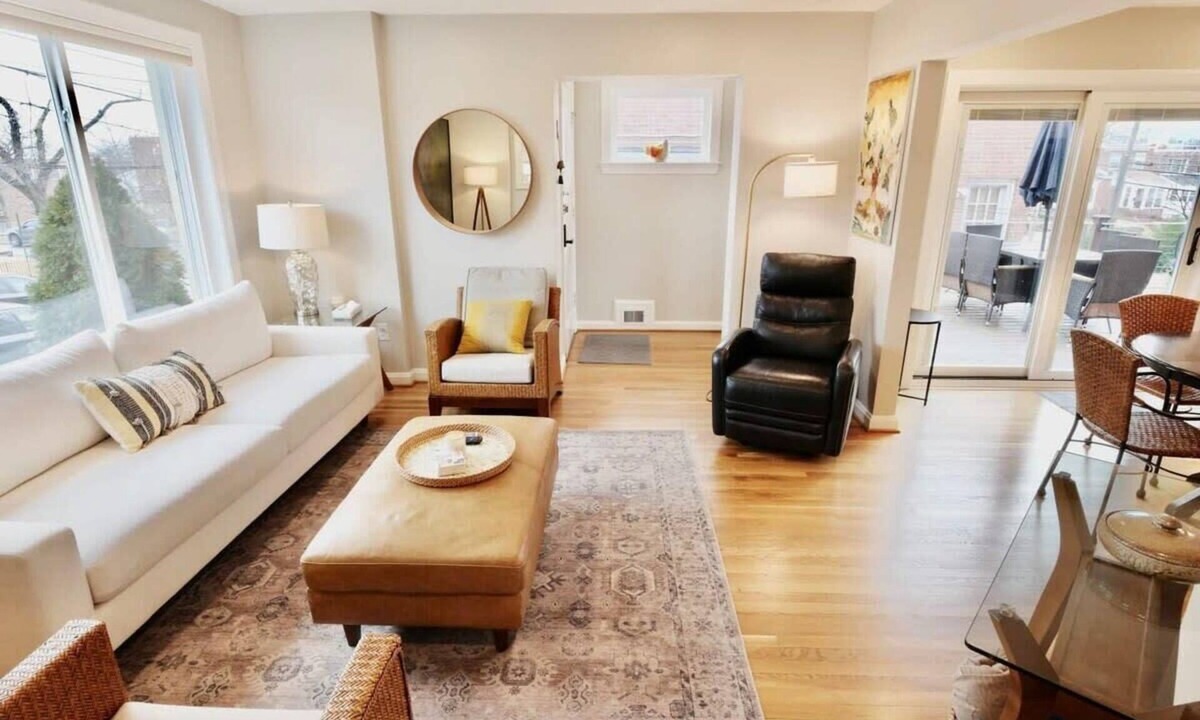 Northeast House | Your Happy Place | 4BR + Parking | Sleeps 8