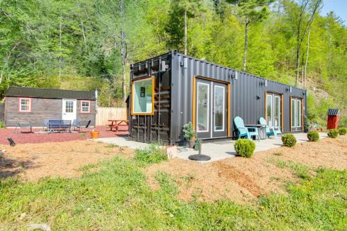 Hubbardton House | Zen Box Farm Eco Retreat Compound for Family Fun