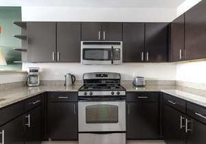 Chic Clarendon 1BR w/ Gym + Lounge, walk to Metro, Dining, by Blueground
