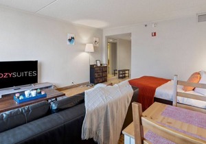 CozySuites Showboat Bold Beachside Suite 28