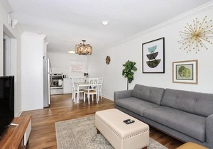 Dune Cottage Shell Suite 2 bed/2 bath beach condo in Norfolk