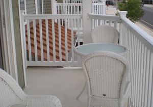 STAY BEACH BLOCK IN NORTH WILDWOOD WITH HEATED POOL!