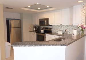 Top Floor Oceanfront Oasis – 2BR/2BA Condo in Seapointe Village Resort