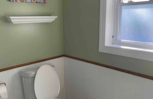 Eatontown House | 1 beautiful master bedroom , bathroom (Not an entire house)
