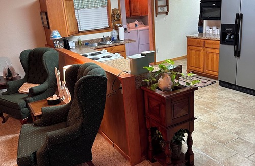 Nowata Apartment | 1 Bedroom apartment Charming home in Nowata with WiFi Private pull in garage