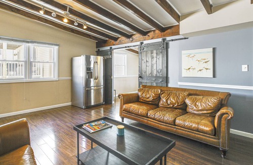Sea Isle City Condo | 1 Block to Beach: Sea Isle City Retreat w/Patio!