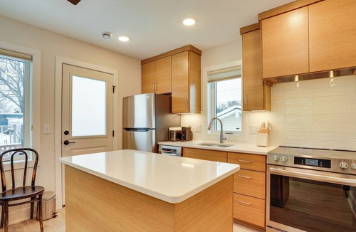 Northfield Apartment | < 1 Mi to Carleton College: WFH-Friendly Apartment