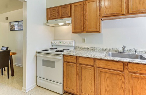 Downtown Baltimore Apartment | 1 Mi to Druid Hill Park: Quaint Baltimore Apt