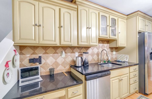 Upper Fells Point House | 1 Mi to Dtwn: Townhome w/Patio in Baltimore!
