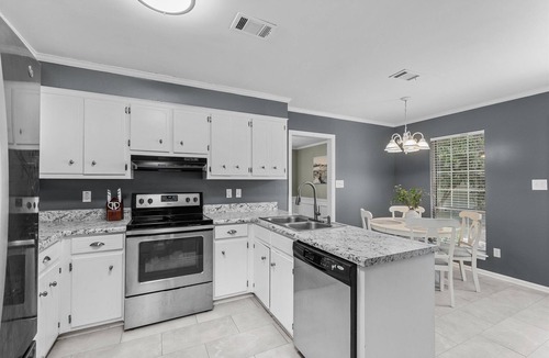 National Hills House | 1 mile from the Masters, Augusta National Golf Course, close to everything