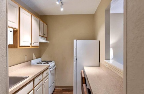 Executive Park Apartment | 1 Queen Bed | Non-Smoking, Micfridge, Sofa-Bed