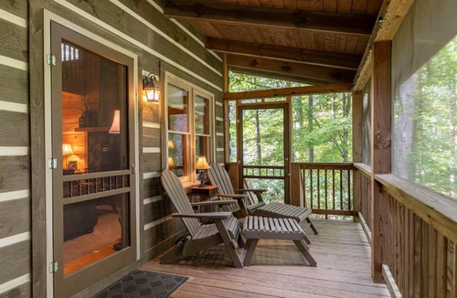 Vilas House | 1 Sweet Seclusion Peaceful cabin just outside of Boone with hot tub