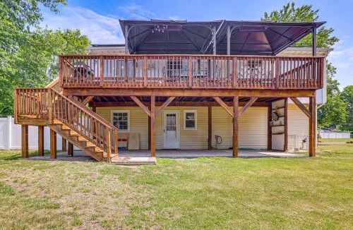 Bayville House | 10 Mi to Beach! Group-Friendly Bayville Getaway