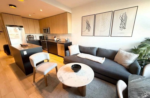 Jersey City Apartment | 10 Min Soho NYC Comfort Suite