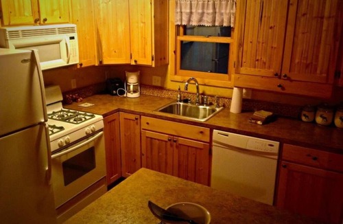 Rapid City Cabin | 10 Person Cabin near Mount Rushmore